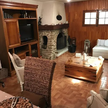 Maisonnette * Beaucaire (Gard)